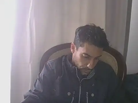 elkike1980 online show from May 7, 2:31 pm