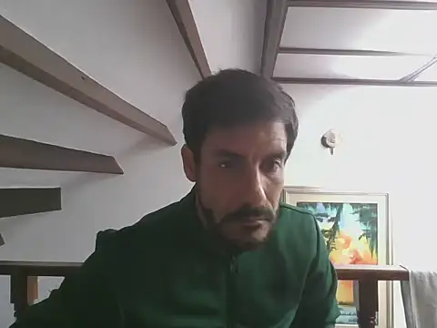 Snapshot of elkike1980 chatting on June 2, 2:06 pm elkike1980 online show from June 2, 2:06 pm