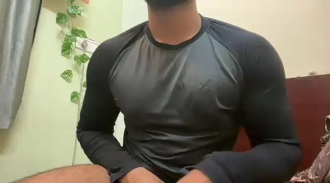 Snapshot of SumitPandey789 chatting on February 19, 7:59 pm SumitPandey789 online show from February 19, 7:59 pm