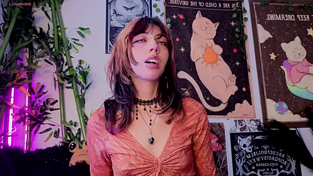 Nyx nayla online show from March 25, 7:35 pm