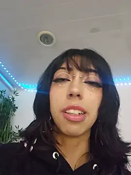 Nyx nayla online show from July 28, 2:30 am
