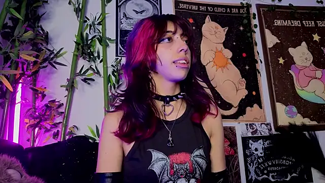 Nyx nayla online show from April 21, 1:42 am