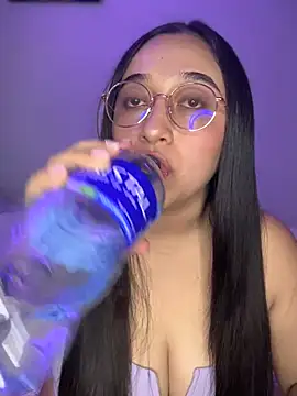 Snapshot of cata_megan chatting on February 1, 9:08 pm cata megan online show from February 1, 9:08 pm