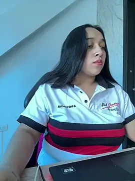 Snapshot of cata_megan chatting on December 12, 7:59 pm cata megan online show from December 12, 7:59 pm