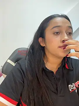 Snapshot of cata_megan chatting on January 7, 5:12 am cata megan online show from January 7, 5:12 am