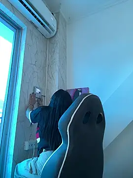 Snapshot of cata_megan chatting on December 30, 4:07 pm cata megan online show from December 30, 4:07 pm