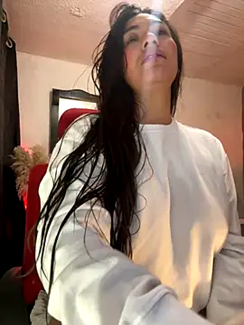 emmily d online show from October 16, 6:49 pm