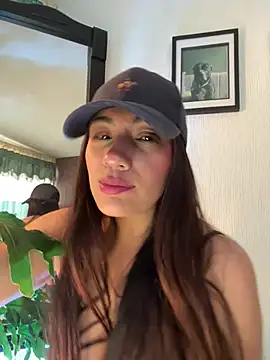 emmily d online show from January 10, 8:37 pm