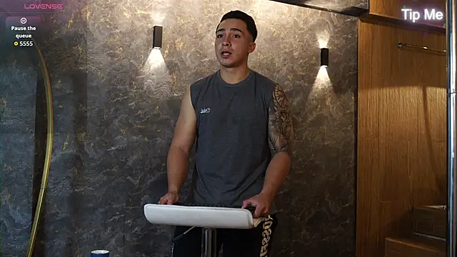 Ryan Hunt online show from November 25, 11:43 am