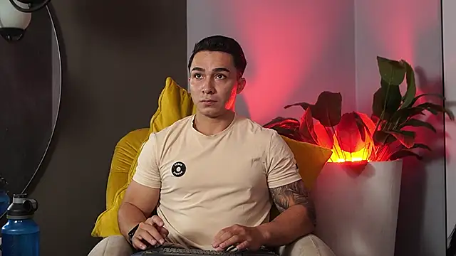 Ryan Hunt online show from October 11, 12:50 pm