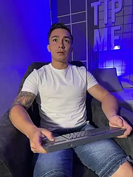 Ryan Hunt online show from January 15, 12:52 pm