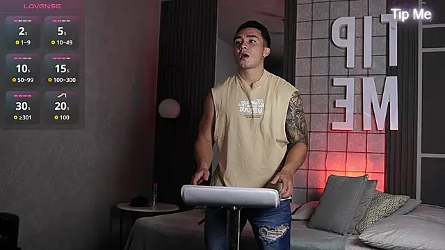 Ryan Hunt online show from January 16, 4:16 am