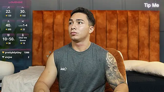 Ryan Hunt online show from March 11, 2:51 pm