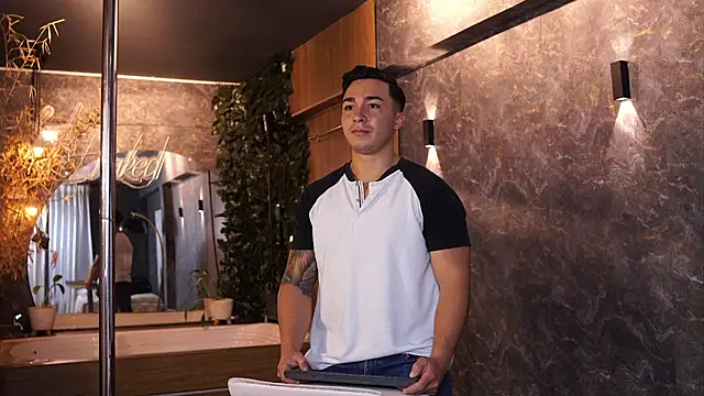 Ryan Hunt online show from November 27, 12:16 pm