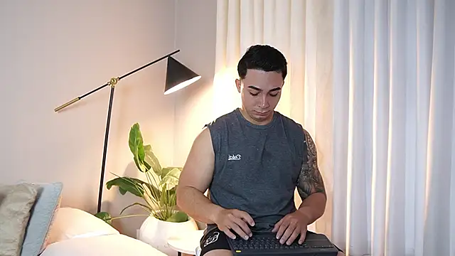 Ryan Hunt online show from October 29, 12:04 pm