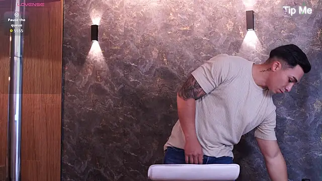 Ryan Hunt online show from November 23, 3:44 pm