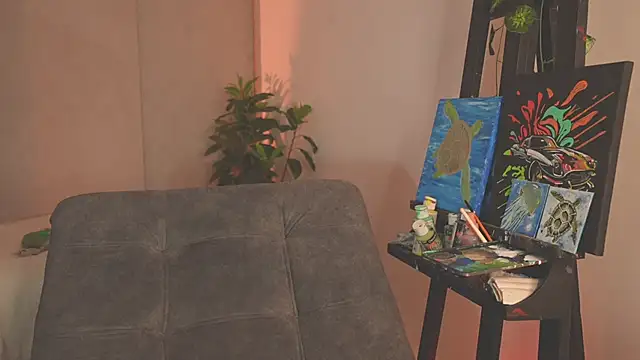 Snapshot of LorenRosse chatting on November 22, 11:58 pm LorenRosse online show from November 22, 11:58 pm