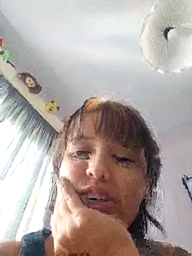 Snapshot of LorenRosse chatting on October 11, 5:52 am LorenRosse online show from October 11, 5:52 am