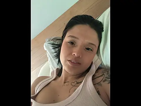 LorenRosse online show from March 16, 11:40 pm