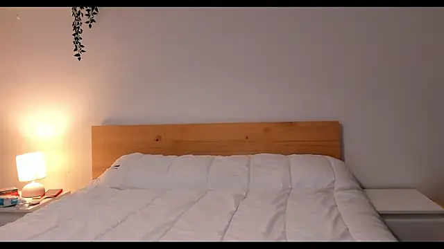 LorenRosse online show from March 11, 11:32 pm