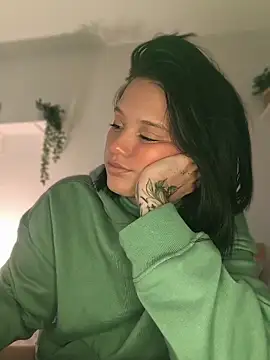 LorenRosse online show from March 17, 11:30 pm