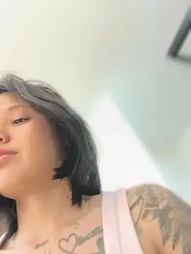 LorenRosse online show from March 19, 11:16 pm