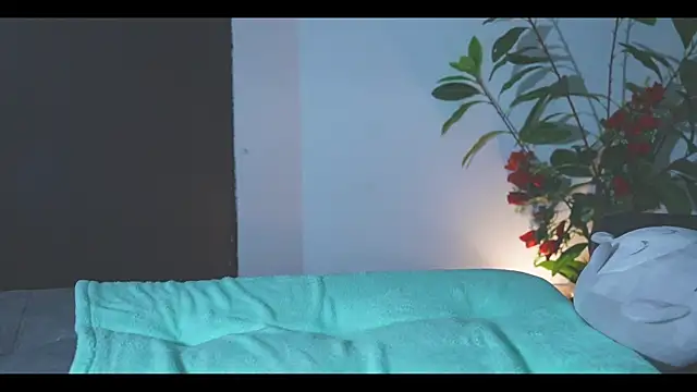 LorenRosse online show from May 15, 11:47 pm