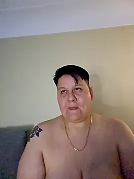 DevilDahm online show from April 30, 4:41 am