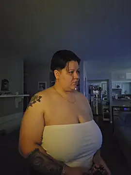 DevilDahm online show from October 26, 6:30 pm