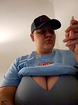 Snapshot of DevilDahm chatting on March 20, 11:45 pm DevilDahm online show from March 20, 11:45 pm