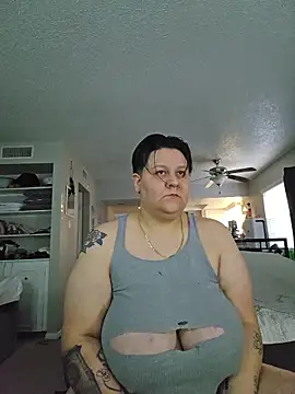 Snapshot of DevilDahm chatting on January 8, 11:55 pm DevilDahm online show from January 8, 11:55 pm