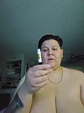 Snapshot of DevilDahm chatting on January 15, 5:55 am DevilDahm online show from January 15, 5:55 am