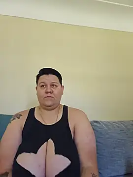 DevilDahm online show from June 7, 6:24 pm