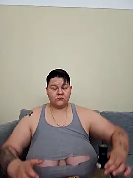 Snapshot of DevilDahm chatting on March 28, 5:25 pm DevilDahm online show from March 28, 5:25 pm