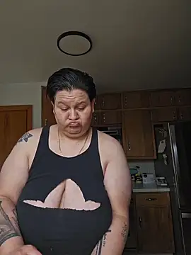 Snapshot of DevilDahm chatting on March 18, 6:53 pm DevilDahm online show from March 18, 6:53 pm