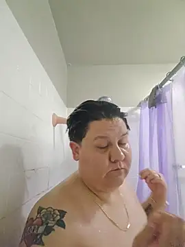 Snapshot of DevilDahm chatting on February 20, 6:19 am DevilDahm online show from February 20, 6:19 am