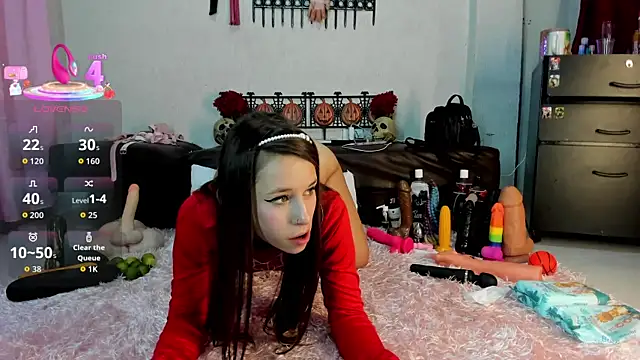 RubyEmerald online show from December 4, 2:10 am