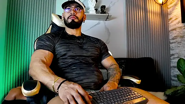 jaxon colton online show from December 5, 9:19 am