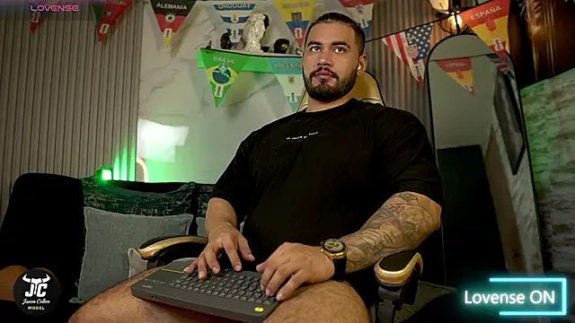 Snapshot of jaxon_colton chatting on July 3, 12:50 am jaxon colton online show from July 3, 12:50 am