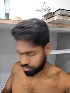 INDIANBOY7439 online show from May 6, 6:12 pm