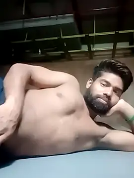 INDIANBOY7439 online show from March 25, 8:30 pm