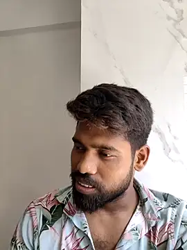 INDIANBOY7439 online show from May 5, 7:55 am
