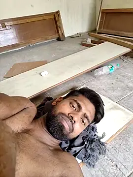 INDIANBOY7439 online show from May 26, 9:07 am