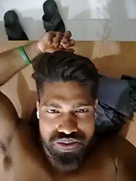 INDIANBOY7439 online show from April 27, 8:07 pm