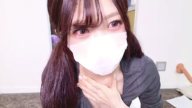 Snapshot of oxo_yuna_oxo chatting on May 11, 1:12 pm oxo yuna oxo online show from May 11, 1:12 pm