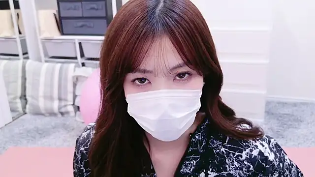 oxo yuna oxo online show from February 11, 11:20 am