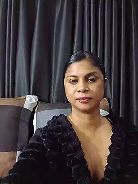 Snapshot of Sensual_indian7 chatting on July 24, 12:39 am Sensual indian7 online show from July 24, 12:39 am