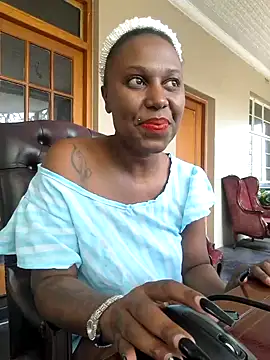 Snapshot of YourDreamLady22 chatting on January 31, 8:54 am YourDreamLady22 online show from January 31, 8:54 am