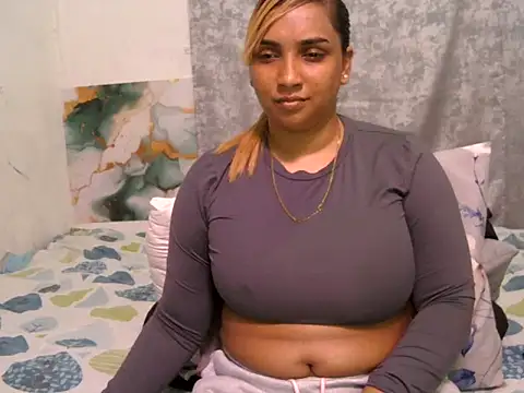 GORGEOUSLIPS online show from June 16, 3:01 pm