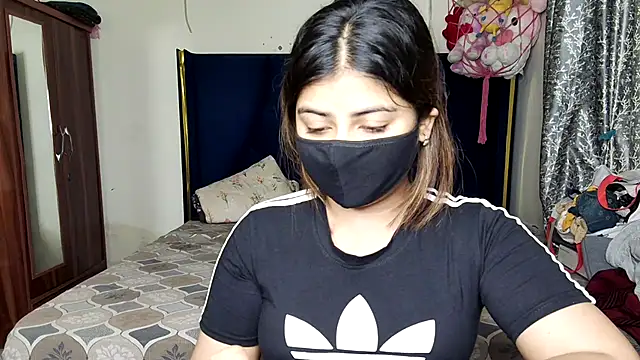 Hoty-Shivangi online show from August 4, 8:02 pm